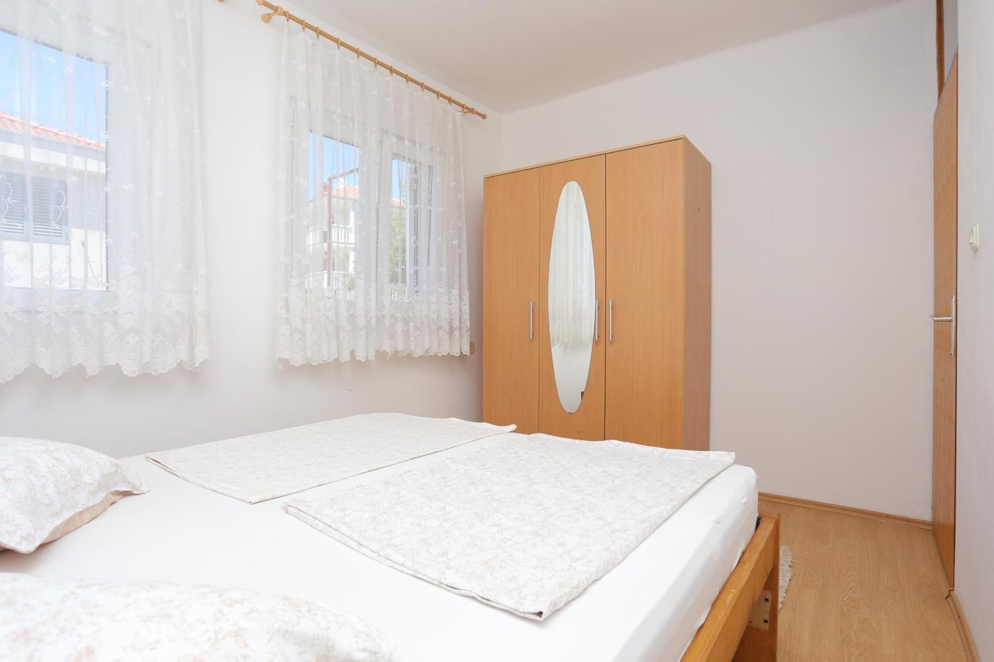 Apartments By The Sea Okrug Donji, Ciovo - 16657 Donji Okrug  Habitación foto